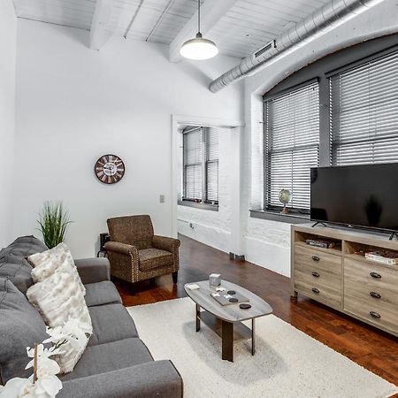 Ny Style Centric Loft With King Bed By Park Ave Apartamento Rochester Exterior foto