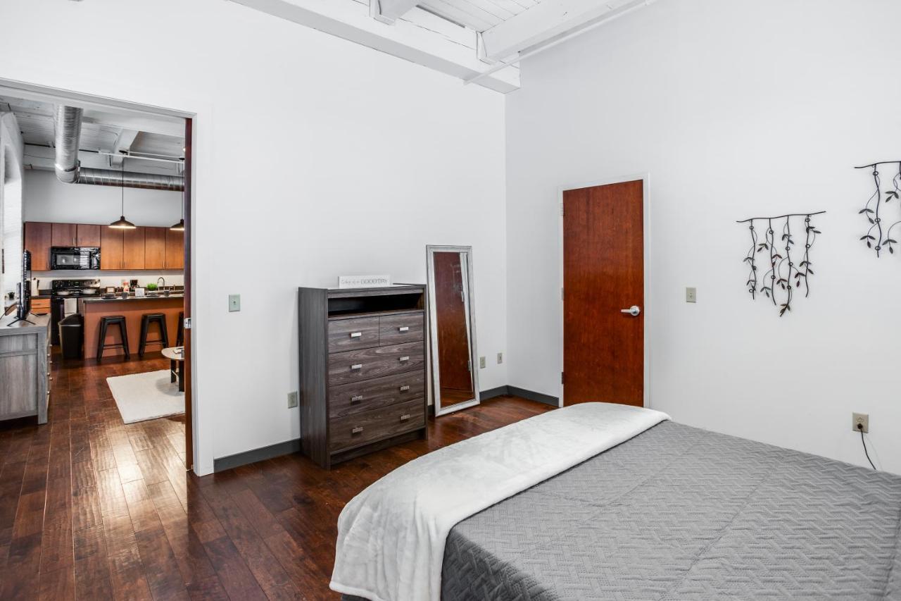 Ny Style Centric Loft With King Bed By Park Ave Apartamento Rochester Exterior foto