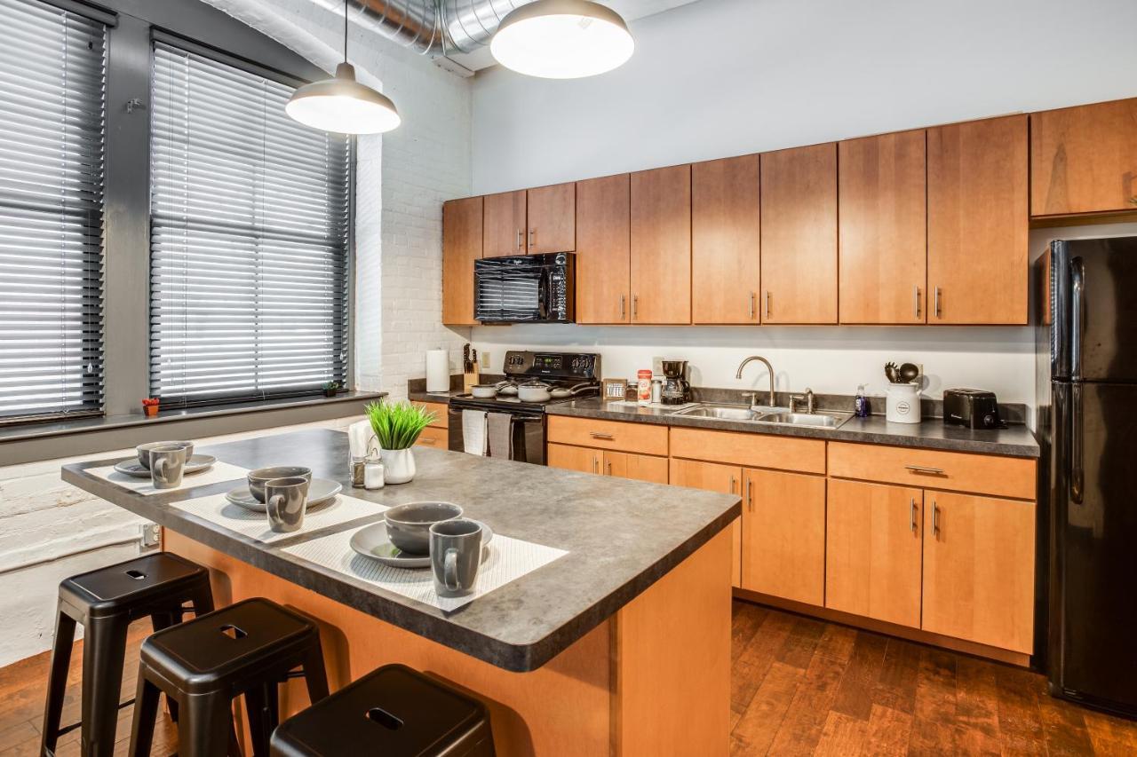 Ny Style Centric Loft With King Bed By Park Ave Apartamento Rochester Exterior foto