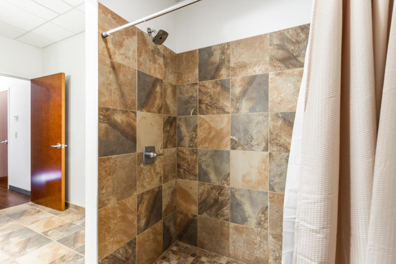 Ny Style Centric Loft With King Bed By Park Ave Apartamento Rochester Exterior foto