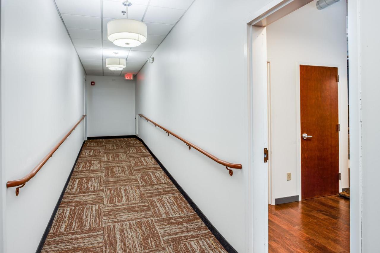 Ny Style Centric Loft With King Bed By Park Ave Apartamento Rochester Exterior foto